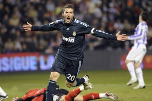 kaiyun网站-LOL赛场英雄操作极致精彩，我lol赛场